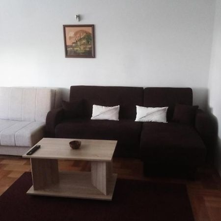 Apartman Pirot Exterior foto